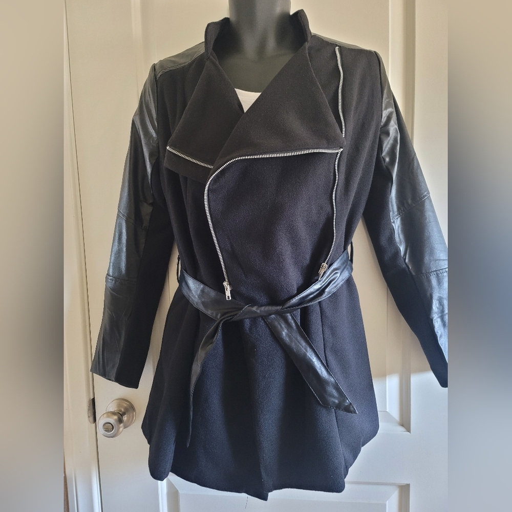 Fleece & Faux Leather Jacket - Picture 4 of 13